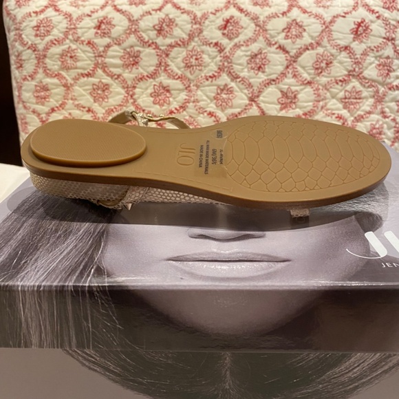 JLO Champagne Avah Flat Sandals, 6 - Picture 6 of 9